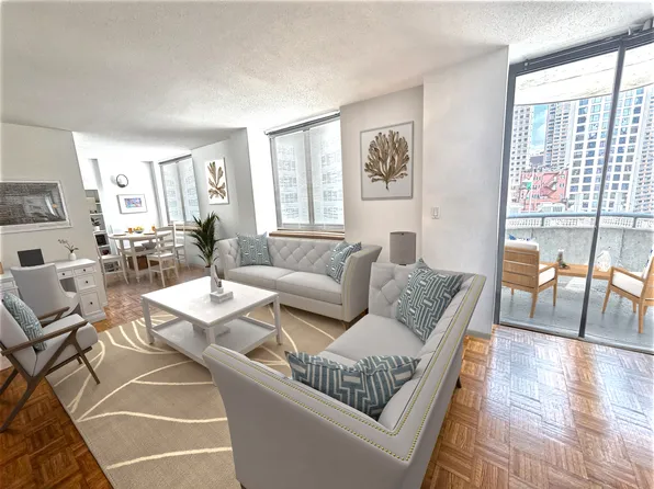 224 East 52nd Street image 1 of 14