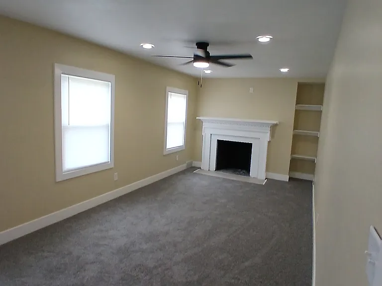 17170 Bradford Ave — Photo 8