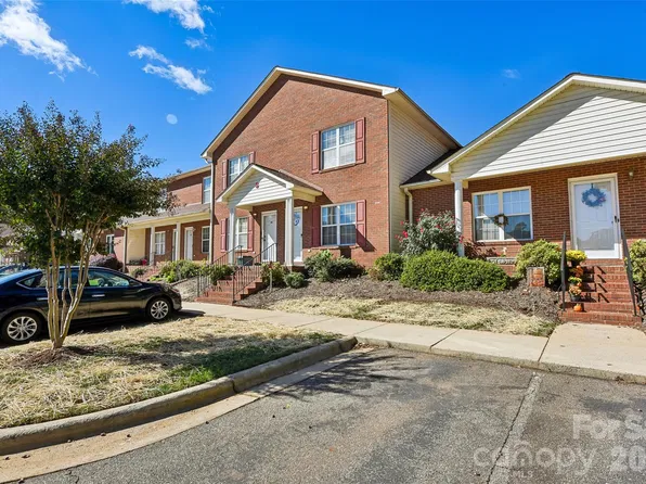 102 Brandywine Dr NE APT S5, Conover, NC 28613