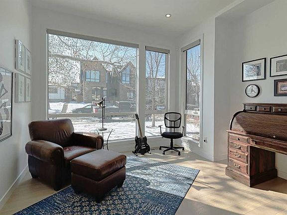 5th image of 2634 W 27th St SW