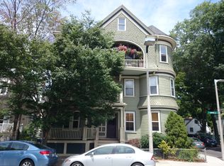 801 Centre St #3, Boston, MA 02130