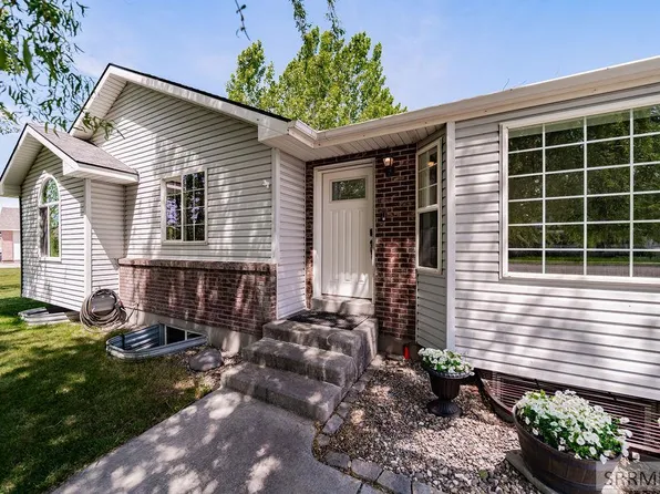 3889 Taylorview Ln, Idaho Falls, ID 83406