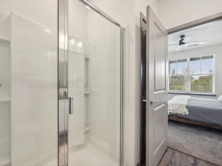 The Quarry Luxury Apartments — Photo 16