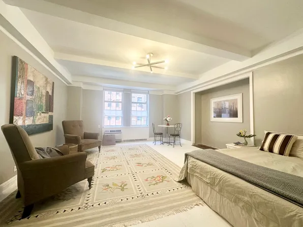 470 West 24th Street 4F image 1 of 38