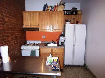 Rented by R New York