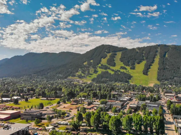 165 S Millward St, Jackson, WY 83001