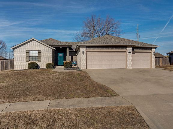 2nd image of 5677 E Pearson Parkway