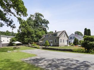 17 Lake St, Millbury, MA 01527