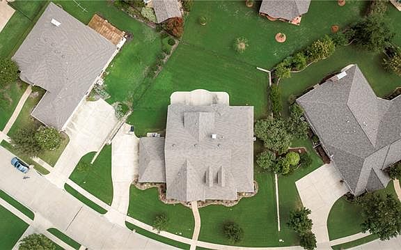 3rd image of 713 Harlequin Dr