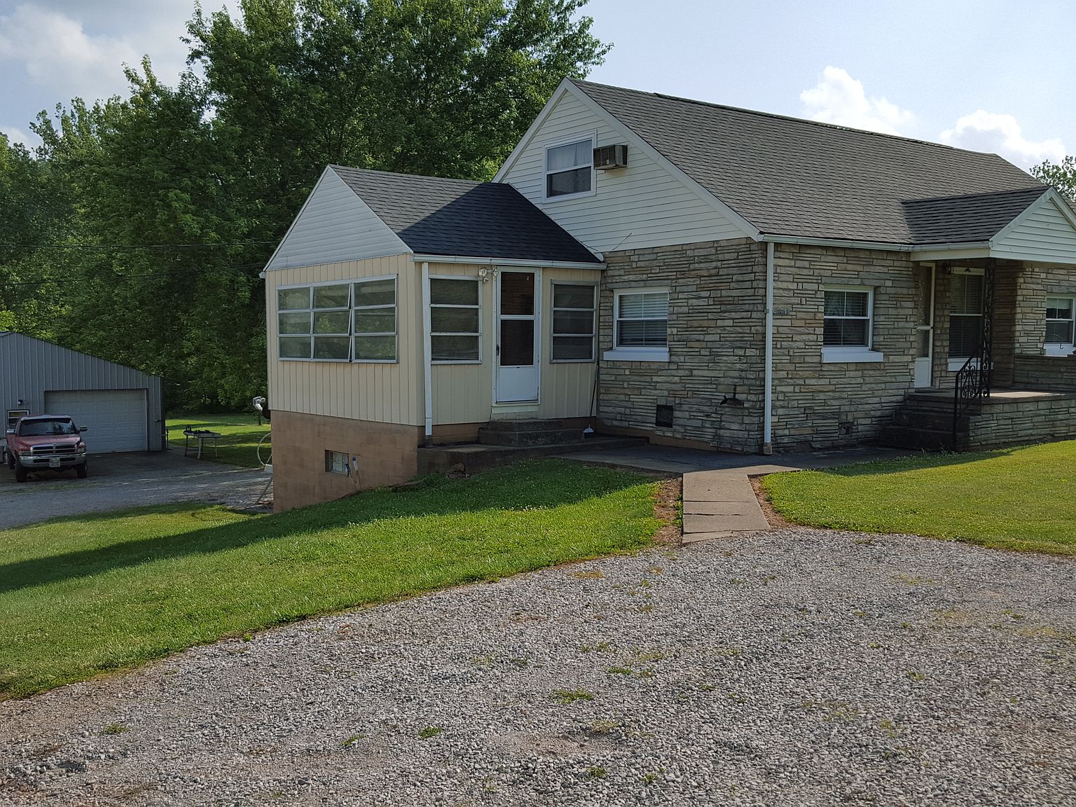 2883 Dupont Rd, Parkersburg, WV 26101 Zillow