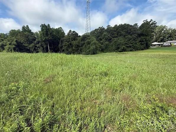 8 Springs Rd #8, Dallas, NC 28034