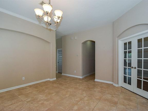 4th image of 20826 Avery Cove Ln