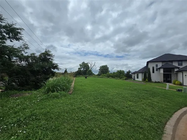 465 Saint Claire Dr Lot 19, Edmond, OK 73025