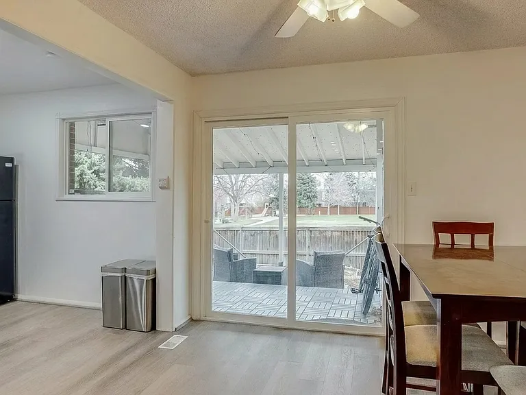 11646 Lincoln St — Photo 55