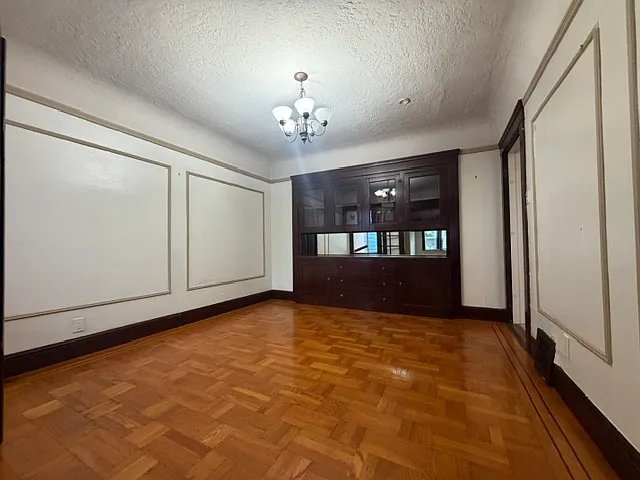 4 bed, 1150 sqft, $5,500 — Photo 3