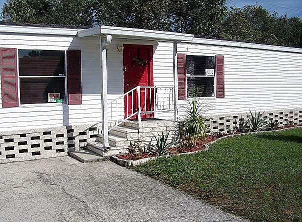 1st image of 14167 Hunter Grove Dr