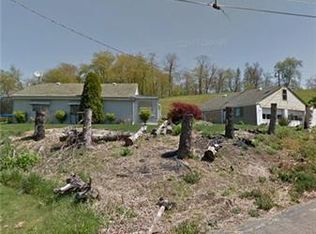 15 Pioneer Ave, Finleyville, PA 15332
