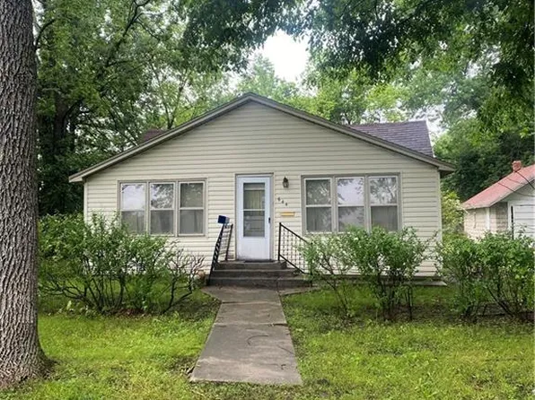644 W 11th St, Baxter Springs, KS 66713