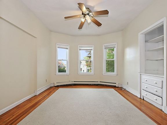 2nd image of 471 Medford St #1