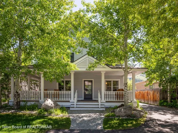 160 Moose St, Jackson, WY 83001