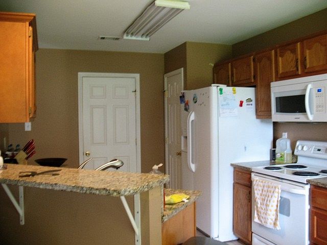 2nd image of 1551 Cherry St