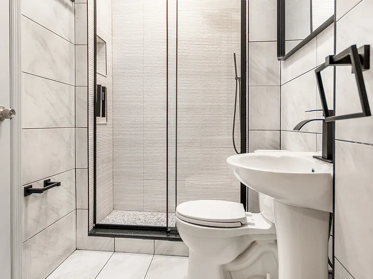283 Pacific St #4 — Photo 8