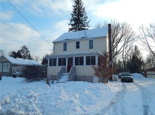 7150 Lakeshore Rd, Cicero, NY 13039