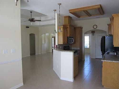 4th image of 2913 Windcrest Ln