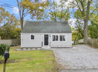 36 Oronoque Rd, Milford, CT 06461