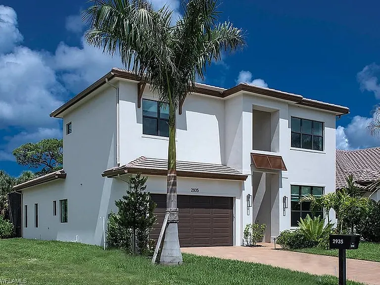 2935 Coco Lakes Dr — Photo 2
