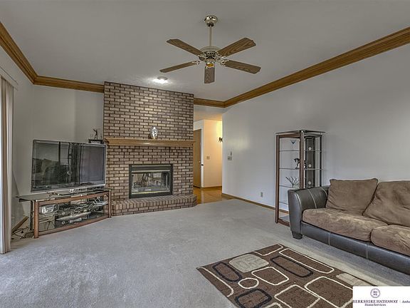 5th image of 6622 S 91st St