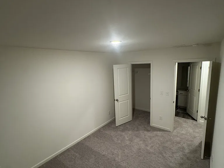 2115 Trailside Dr #2 — Photo 7