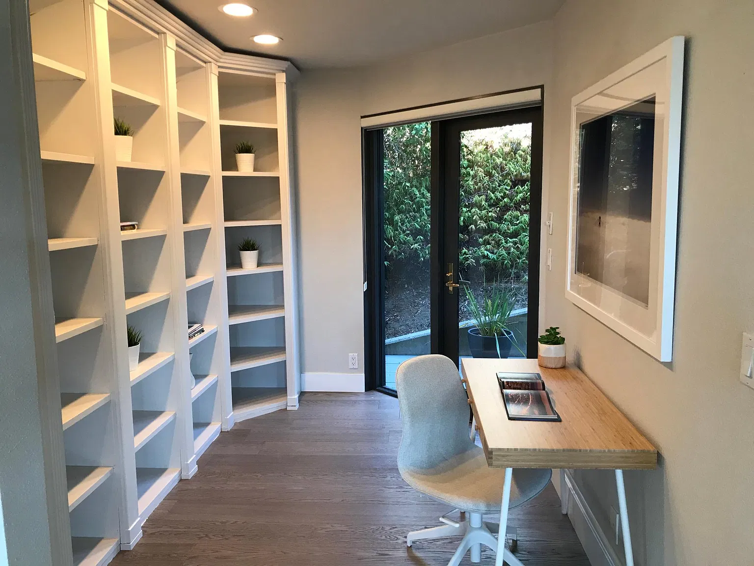 4 bed, 3305 sqft, $11,900 — Photo 4