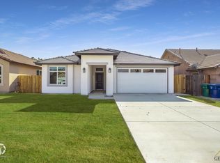 729 Sunset Meadow Ln, Bakersfield, CA 93308