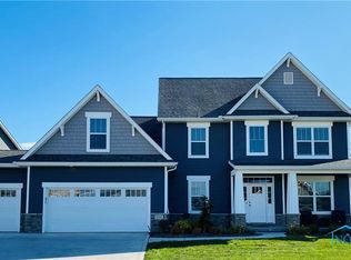 3938 Ten Mile Creek Dr, Sylvania, OH