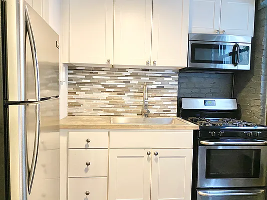 Rented by LG Fairmont Group | media 16