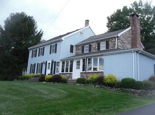 8 Kiceniuk Rd #2, Annandale, NJ 08801