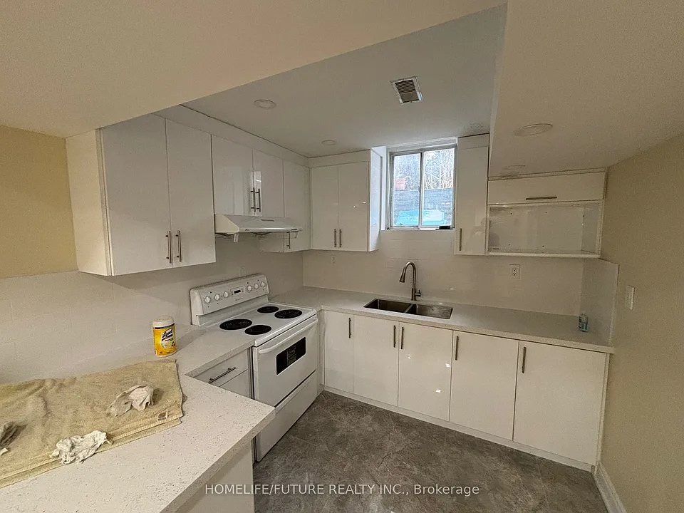 236 McLevin Ave #BASEMENT