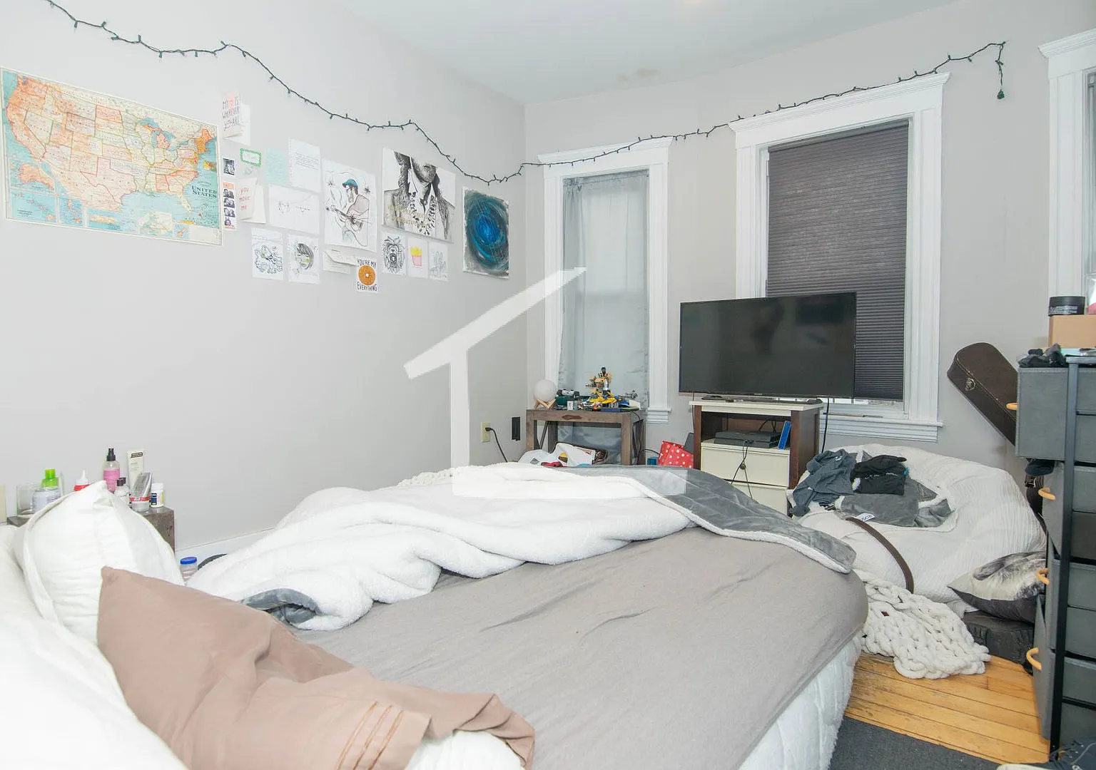 Great 7 Bed 2.5 Bath Available 9/1/26 — Photo 2