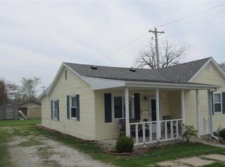 323 W Elm St, Palmyra, MO 63461