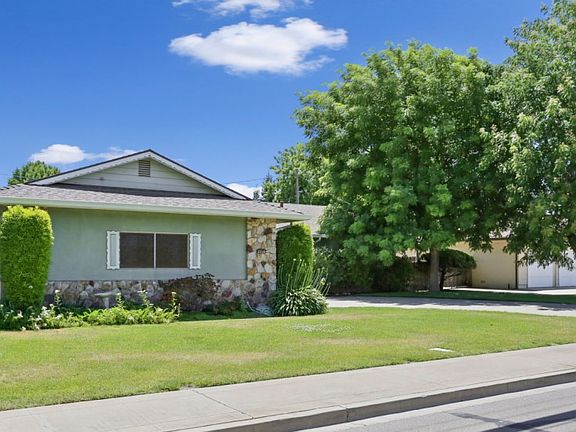 3rd image of 2110 W Lodi Ave