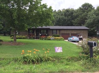 421 Regina Forrest Rd SW, Calhoun, GA 30701