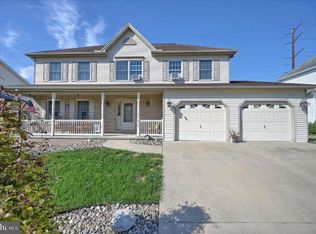 6566 New Providence Dr, Harrisburg, PA 17111