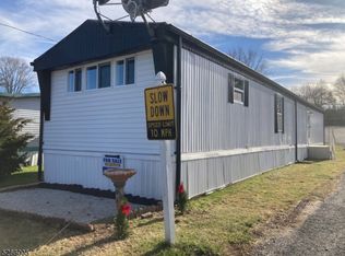 1114 Route 28 TRLR 8, Branchburg, NJ 08876