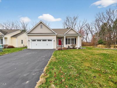 18 Lakepointe Way, Saratoga Springs, NY, 12866