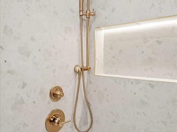 105 Laidlaw Avenue image 18 of 23