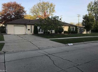 28237 Roan Dr, Warren, MI 48093