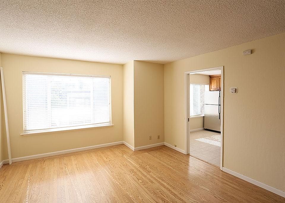 1st image of 158 Duncan St #6