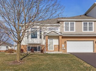 20140 Holister Ln, Lakeville, MN 55044