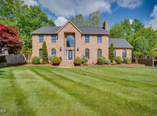 3504 Bondwood Cir, Johnson City, TN 37604